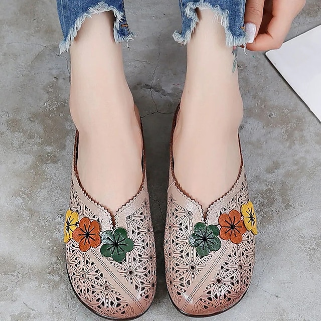  Women's Mules Outdoor Slippers Outdoor Beach Cut Out Flower Flat Heel Round Toe Casual Minimalism Faux Leather Loafer Solid Color bean paste color Black