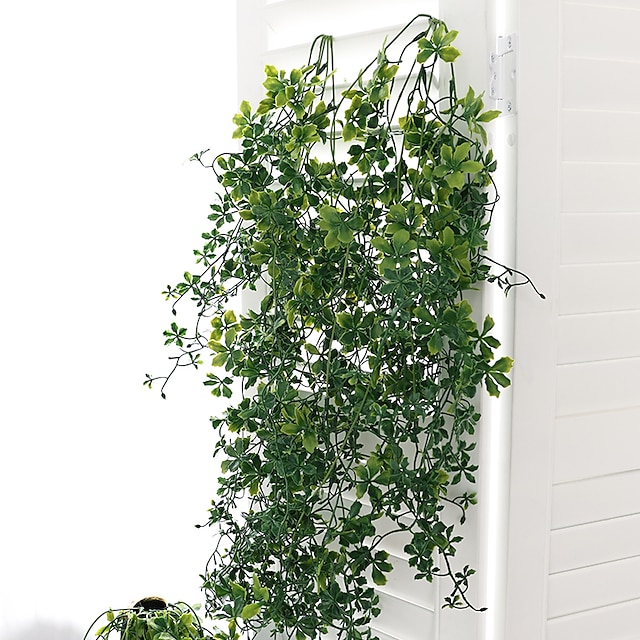  1 stk stedsegrøn plante hængende dekoration rattan kunstig fem-blads rattan plast plante dekoration er anvendelig til indendørs og udendørs væghængende dekoration