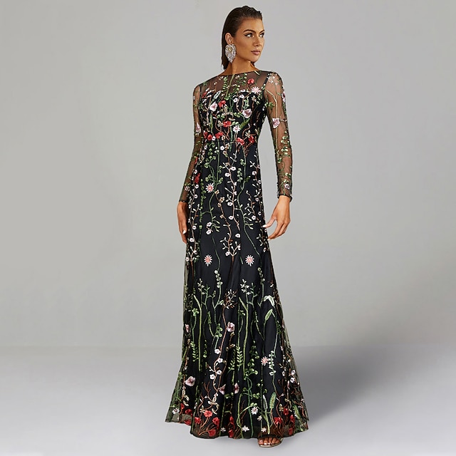  Matrimonio sulla spiaggia Abiti da sposa a colonna Abito floreale Semi formale Festa in giardino Lunghezza a pavimento Maniche lunghe Scollatura a gioiello Autunno Inviti a matrimoni Tulle con ricamo