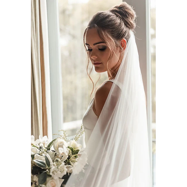 One-tier Formal Style   Simple   Classic & Timeless Wedding Veil Chapel 