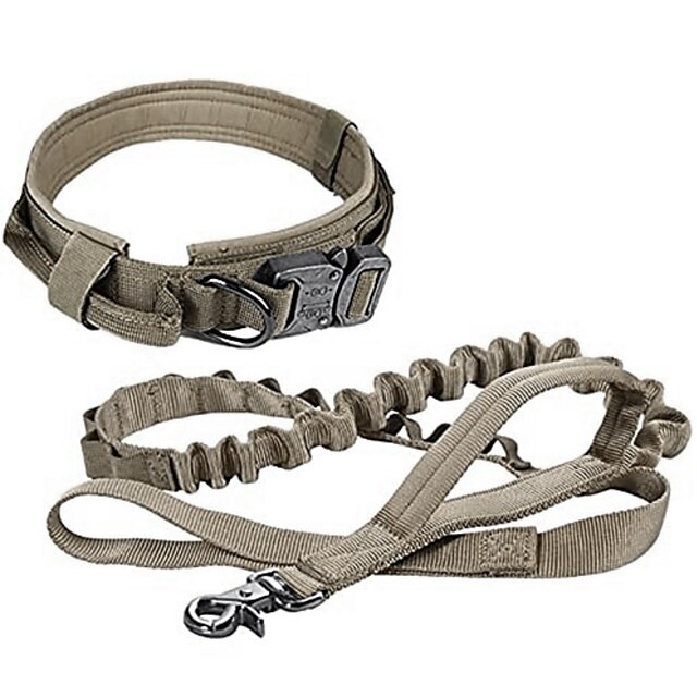  taktisk hundehalsbånd og båndsett taktisk hundehalsbånd.justerbart militært kraftig nylon hundetreningsbåndsett med kontrollhåndtak og metallspenne for trening av mellomstore hunder