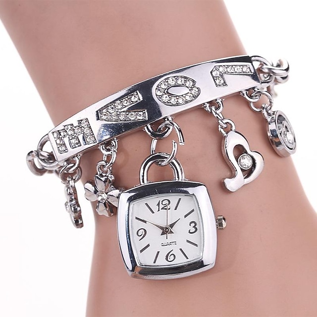 Women Quartz Watch Bracelet Wrist Watch Rhinestone Love Heart Style