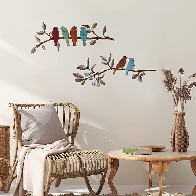  2 pakkausta metallilintuja seinätaidekoristeita, värikkäitä metallilintuja puun oksalla lehtien seinäkoriste, maalaismainen riippuva lintu ja lehtiseinäveistos kodin sisustus parvekkeelle puutarhaan sisälle ulkona