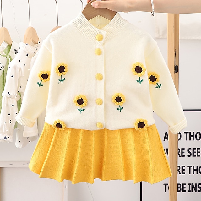  2 Pieces Kids Girls' Strawberry Button Skirt & Sweater Set Long Sleeve Fashion School 3-7 Years Spring Yellow Red Purple