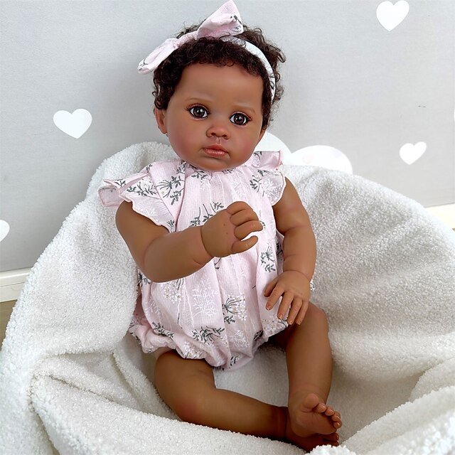  24 pouces peau brun foncé reborn enfant en bas âge bébé poupée tissu doux corps cheveux enracinés de haute qualité peint à la main poupée image réelle