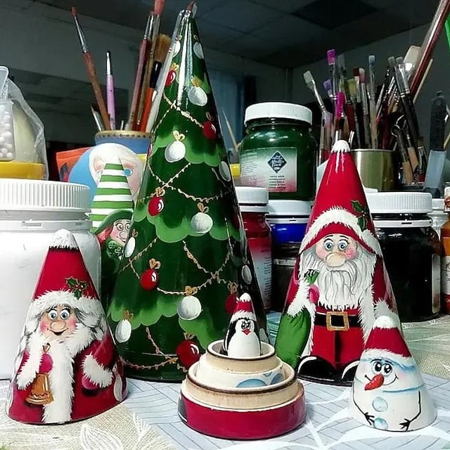  julehåndlavede skandinaviske nisse trædukker, yndige strømpestoppere til børn, festlige julepynt til julehygge