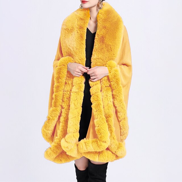 Women's Wrap Elegant Keep Warm Sleeveless Terylene Wedding Wraps With Feathers / Fur For Wedding Fall & Winter