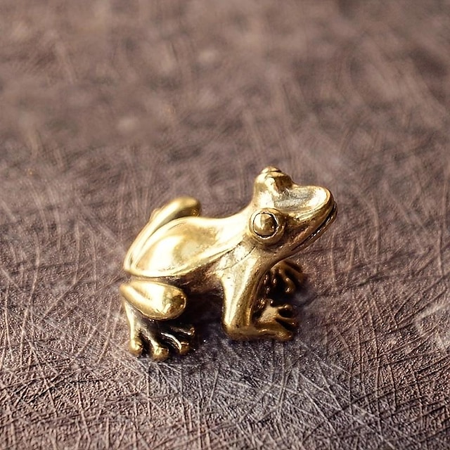  Cute Retro Copper Frog Figurine - Miniature Desktop Ornament and Tea Pet Decor