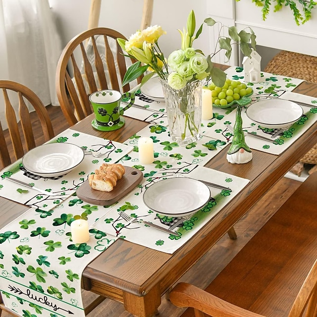  Svatý. Patrikovo prostírání, dekorace na stůl s jetelem, protiskluzové a tepelně izolační lněné podložky sezónní jarní podložky na stůl pro stolní dekorace večírkové kuchyně