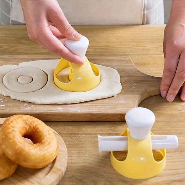  2pcs/set Plastic Donut Cutter With Dipping Plier, Doughnut Mould, Doughnut Maker, Non-Stick DIY Doughnut Baking Tools