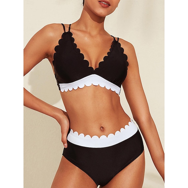  Conjunto de bikini triangular largo con borde de pétalos en blanco y negro