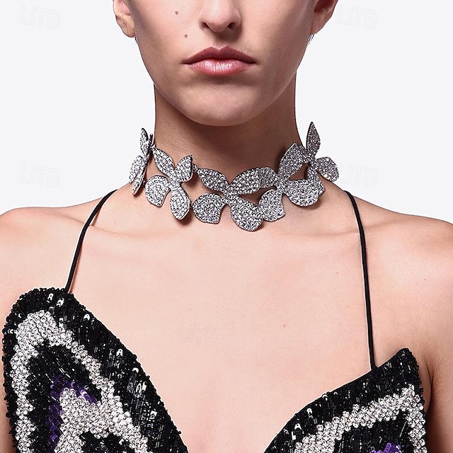  Rövid nyakláncok Strassz Női Művészi Luxus Klasszikus Pillangó Esküvő Szabálytalan Nyakláncok Kompatibilitás Esküvő Parti