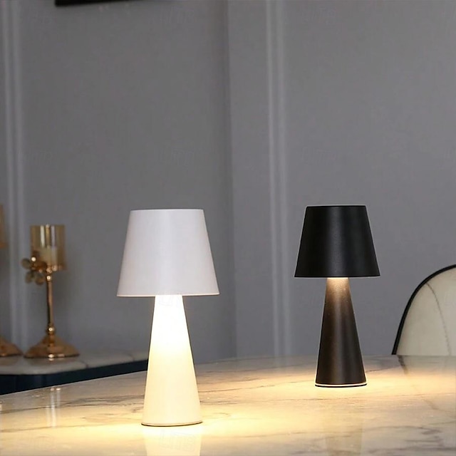  Lampe de table nordique rechargeable, lampe de table moderne et simple pour salle à manger, chambre à coucher, lampe de chevet, 1 pièce