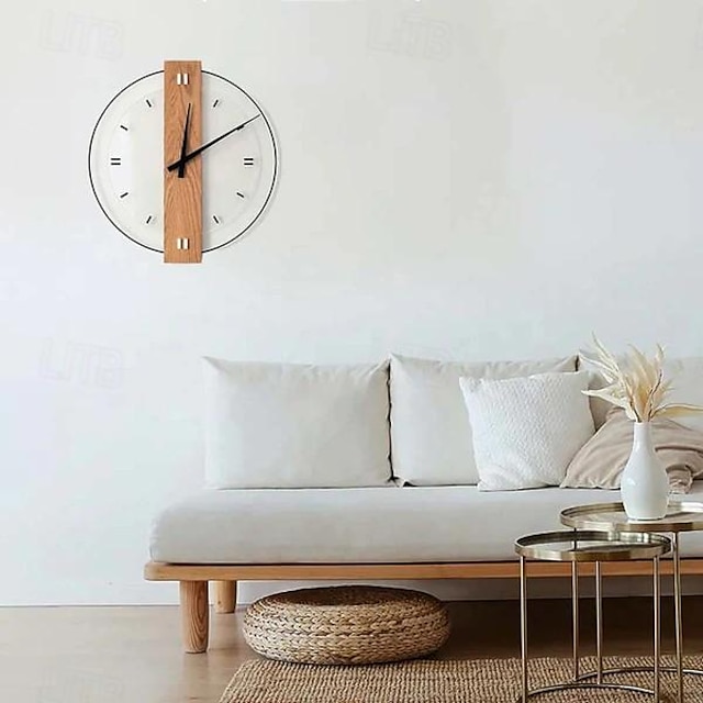  שעון קיר פשוט נורדי מודרני עץ מלא מרובע אילם שעון עגול סלון חדר שינה שעון קיר דקורטיבי 40 50 ס