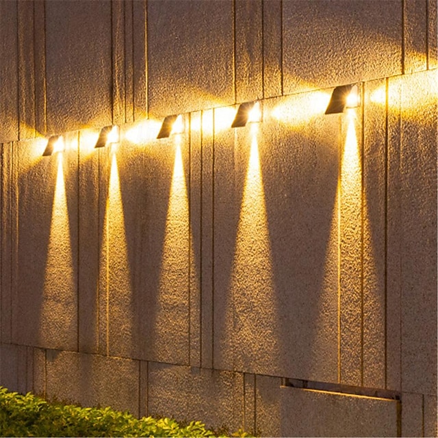  Solar Powered Three Sided Luminous Wall Lamp Outdoor Wall Atmosphere Spotlight Wall Washing Lamp for Courtyard Garden Layout Wedding Festival Party Atmosphere Lamp 1PC
