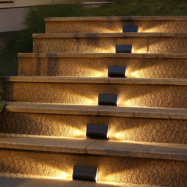  ضوء سطح LED بالطاقة الشمسية في الهواء الطلق مقاوم للماء ضوء الخطوة حديقة الشمسية الجدار مصباح الدرج حديقة الممشى خطوة ساحة الإضاءة المشهد الديكور 1/2/4 قطعة