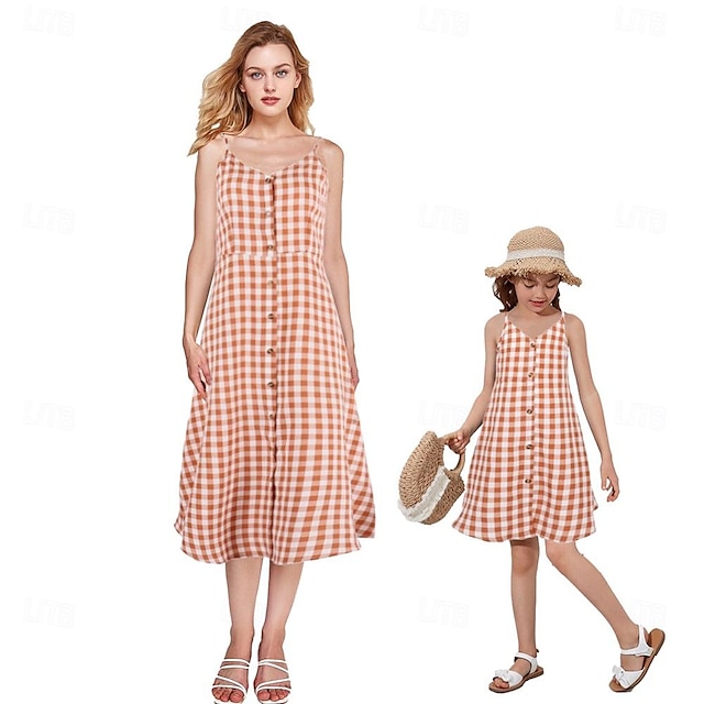  Летние платья «Мама и я», пляжное платье в клетку на пуговицах без рукавов, платье «Мама и я», одинаковые наряды для всей семьи