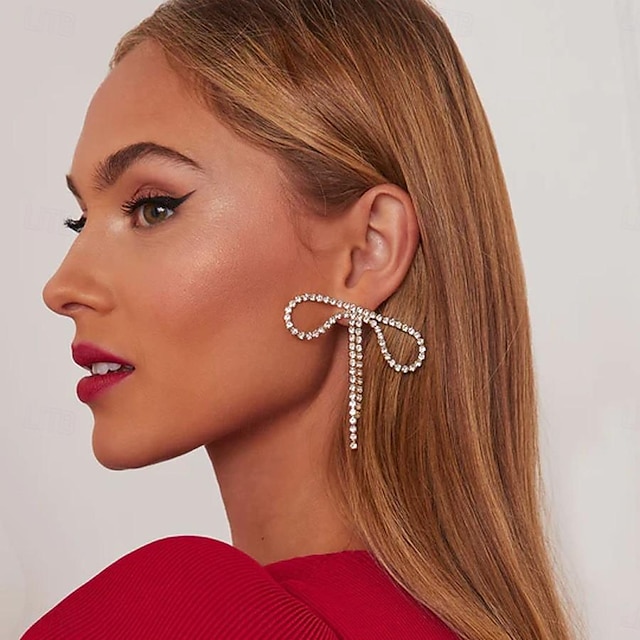  Women's Stud Earrings Geometrical Precious Bowknot Stylish Sweet Imitation Diamond Earrings Jewelry Silver / Golden For Wedding Party Daily 1 Pair