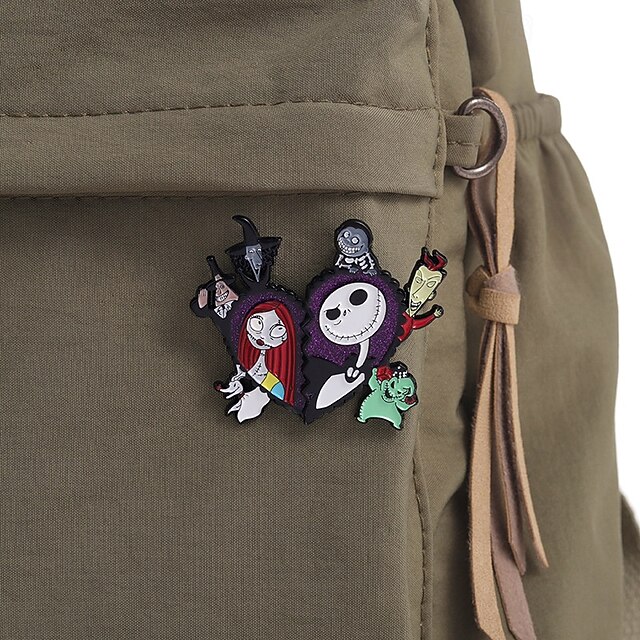  natt före jul emaljnål - kreativ söt jack sally presenter till fans tecknad pin för kläder ryggsäck väska hatt samling