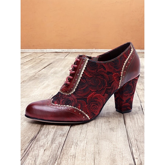  røde, florale oxfordsko med snørebånd for kvinner – vintage brogue-design med rosemønster for retro- og steampunk-stiler