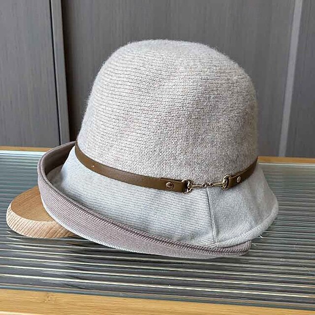  Klobouky Směs polyester / bavlna Zvonovitý klobouk Kbelík 30. léta Valentýn Ležérní Dovolená Dámský den Elegantní Jednoduchý retro S Knoflíky Čistá Barva Přílba Pokrývky Hlavy