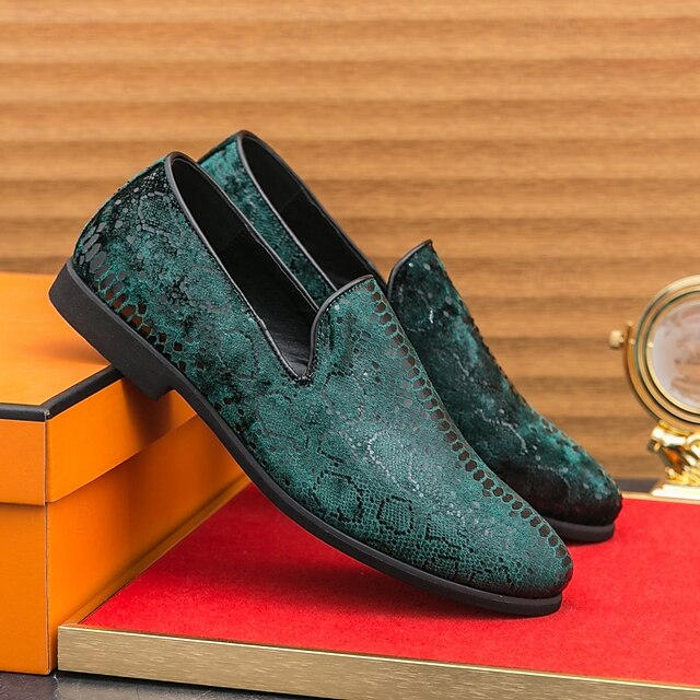 loafers med ormskinnstryck för män – djärva slip-on skor, perfekta för moderiktiga formella och semiformella tillfällen