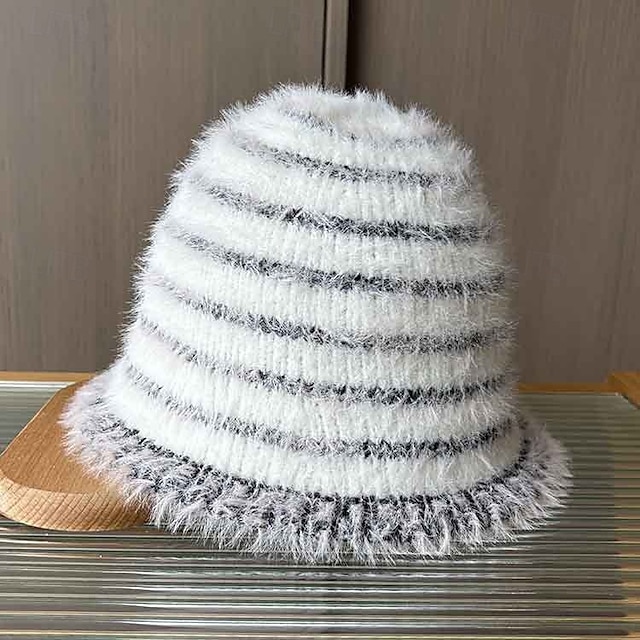  Hats Polyester Bowler / Cloche Hat Bucket Hat Floppy Hat Casual Holiday Elegant Simple Retro With Stripe Splicing Headpiece Headwear