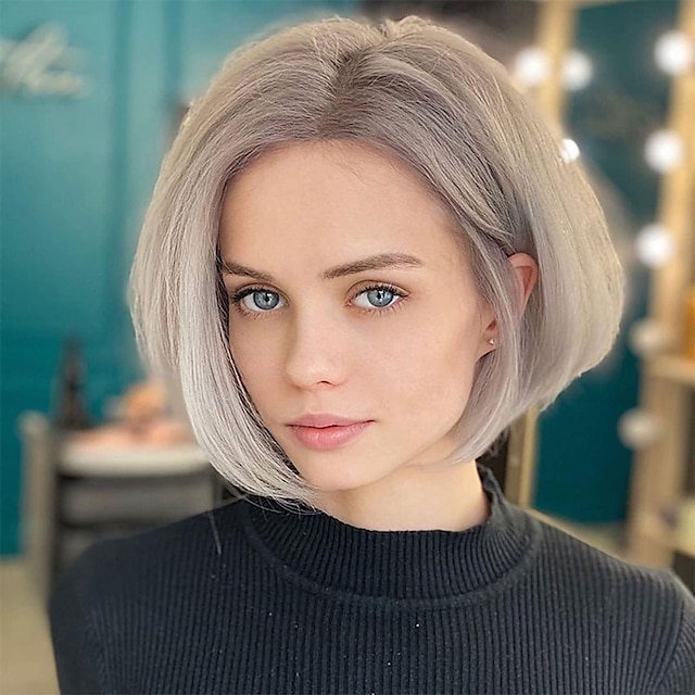  Women's Short Style Straight Gray Highlights Hair Wigs Short Stylish Fluffy Layer Wig Natural Middle Part Heat Resistant Wigs for Women with Bangs