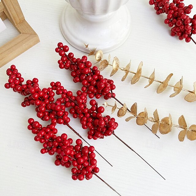 12Pcs New Year's Holly Wealth Red Fruit Simulation Fake Flower