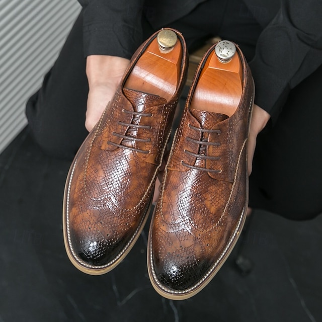  brogue oxford skor för män med vintage texturerat konstläder | formell och avslappnad stil
