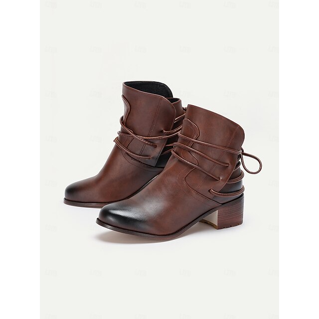 Chic Western-Inspired Ankle Boots with a Stacked Heel