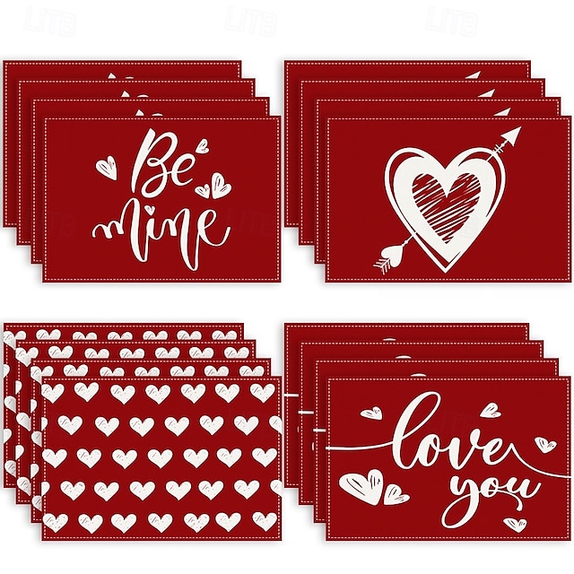  set di 4 tovagliette per San Valentino romantiche e decorative con motivi a forma di cuore o rosa resistenti e resistenti al calore perfette per aggiungere un tocco d'amore all'arredamento della tua