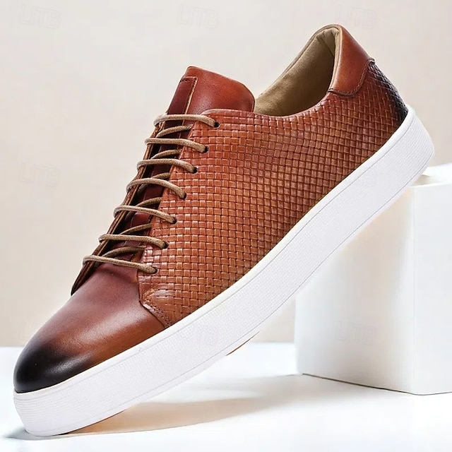  bruna lädervävda sneakers med vit sula för män | mångsidig för casual och business casual