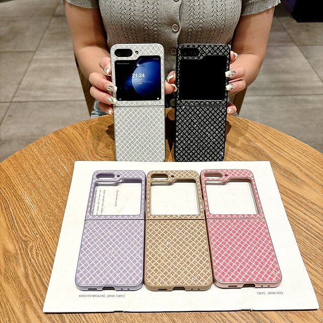 Phone Case For Samsung Galaxy Z Flip 7 Z Flip 6 Z Flip 5 Z Flip 4 Back Cover Shockproof Retro PC