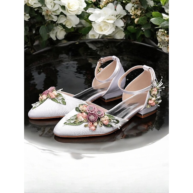  damskie białe, kwiatowe, płaskie buty ślubne z paskiem przy kostce - eleganckie buty ślubne na śluby i ceremonie w ogrodzie