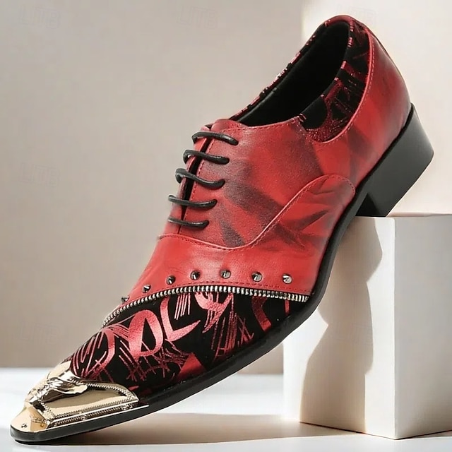  Sapatos de Vestir em Couro Vermelho Premium Masculinos com Estampa Artística e Detalhe Studded com Ponta Dourada–Calçados Formais Estilosos para Ocasiões Especiais