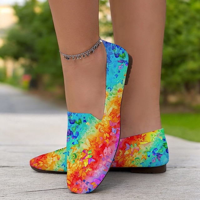  gebreide flats met regenboogverloop en vlinderprint, perfect voor casual uitjes, zomerevenementen en festivals in de buitenlucht