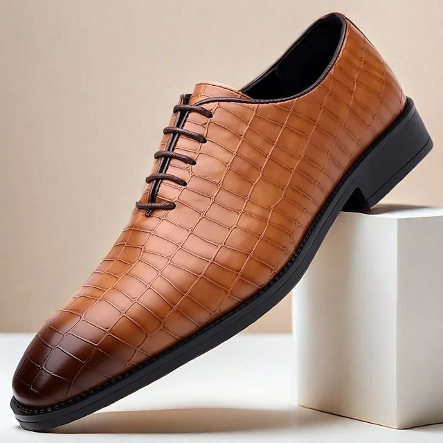  Richelieus à lacets en cuir cognac motif crocodile pour homme : chaussures sophistiquées pour professionnels