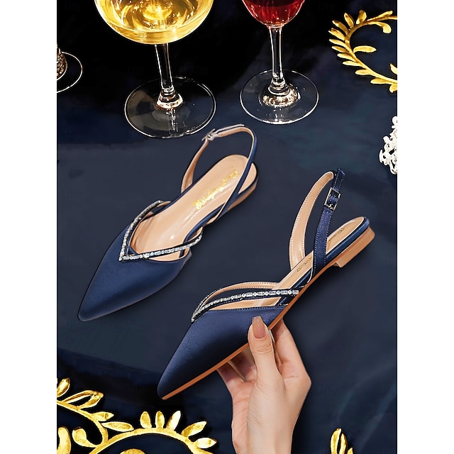  beżowe czółenka z szpiczastym noskiem i odkrytą piętą – eleganckie buty na niskim obcasie na wesela i formalne imprezy