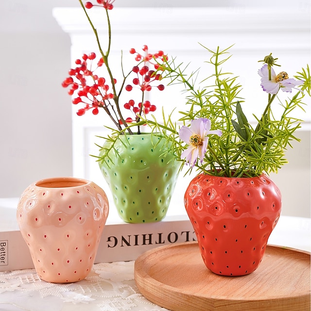  Strawberry Vase, Colorful Resin Handmade Decorative Flower Pot, Red, Pink, Green Options, Adorable Desktop Ornament for Home, Dining Table, Indoor Plants, Succulents, and Floral Arrangements