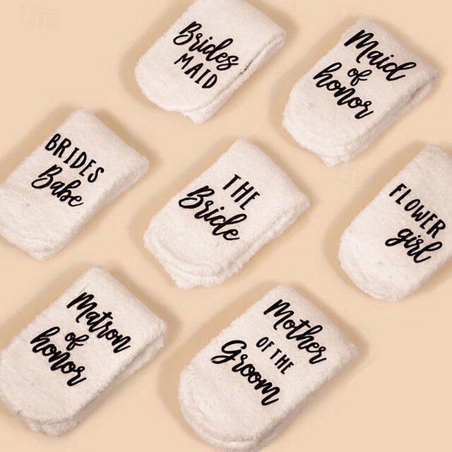  calcetines de peluche con letras para despedida de soltera, novia, dama de honor, madre del novio, boda, regalo de despedida de soltera