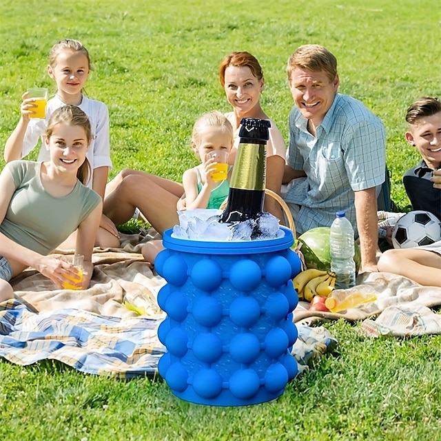  1pc, Plastic Ice Bucket, Quick Cold Preservation Ice Maker, Ice Making Wine Containers, Size Ice Bucket Circular Ice Maker, Commercial Ice Maker, Summer Essential