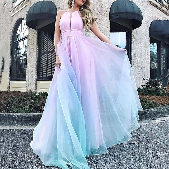  A-Lijn Quinceañera Jurken Elegante Jurk Bruiloft Bruiloft Gast Vloerlengte Mouwloos Halter Hals Katoen Rugloos met Plooien