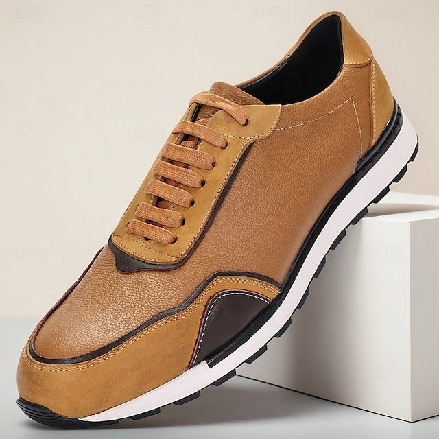  Herrsneakers i brunt läder, avslappnad, lätt, atletiskt inspirerad design med vadderad sula, perfekt för promenader, resor och helgutflykter