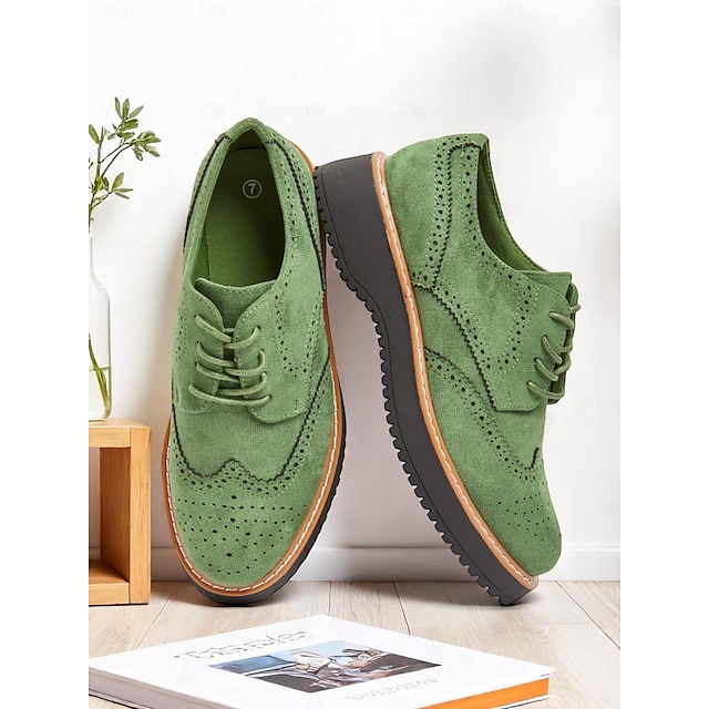  Zapatos oxford de ante sintético verde para mujer: clásicos zapatos brogue con punta de ala y suela de goma para el trabajo, el viaje diario en otoño y looks elegantes para el día a día.