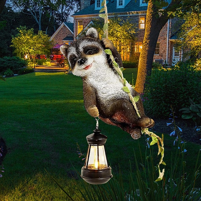  1 kpl kiipeilevä pesukarhupatsas, jossa on aurinkokennolla toimiva vedenpitävä valo, puutarhaterassilla ja parvekkeella riippuva koristevalo, söpö eläinmaisemavalo