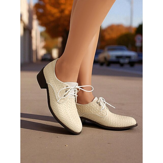  Women's Woven Faux Leather Oxford Shoes – Retro Lace-Up Low Heel Brogues for Casual Fall Outfits and Daily Walking