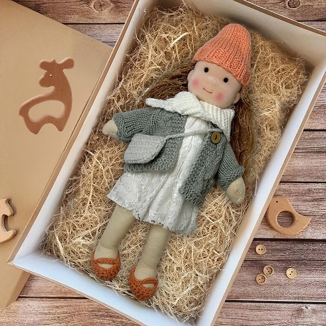  Poupée Waldorf faite à la main, bébé fille avec ensembles de vêtements - poupée en peluche douce de 11,8 pouces pour les tout-petits, cadeau de Noël idéal pour les enfants