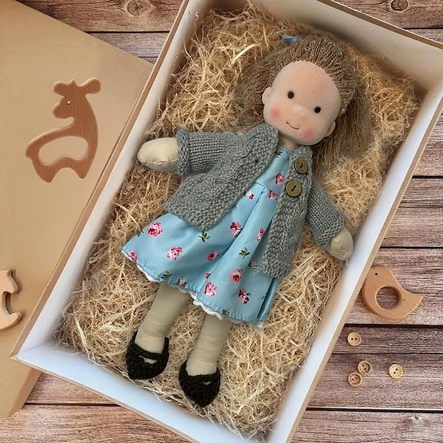  Boneca Waldorf feita à mão para bebês meninas com conjuntos de roupas - boneca de pelúcia macia de 11,8 polegadas para crianças pequenas, presente de Natal ideal para crianças