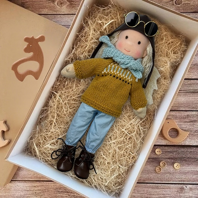  Poupée Waldorf faite à la main, bébé fille avec ensembles de vêtements - poupée en peluche douce de 11,8 pouces pour les tout-petits, cadeau de Noël idéal pour les enfants